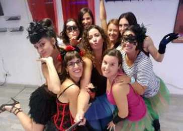 Burlesque Class Barcelona for Hen Dos